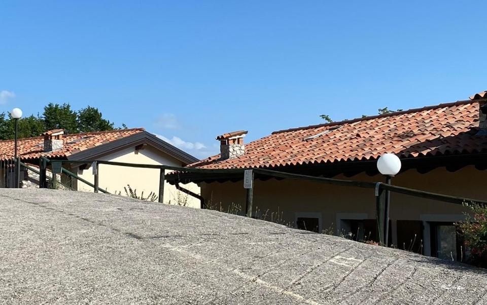 Residence La Quiete Apartments Тиньяле Экстерьер фото